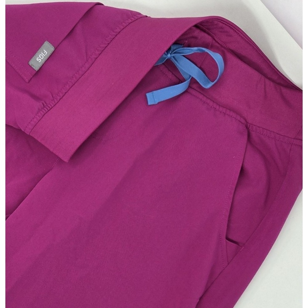 FIGS Women's Zamora Jogger Scrub Pants Drawstring Raspberry Sorbet Pink Medium